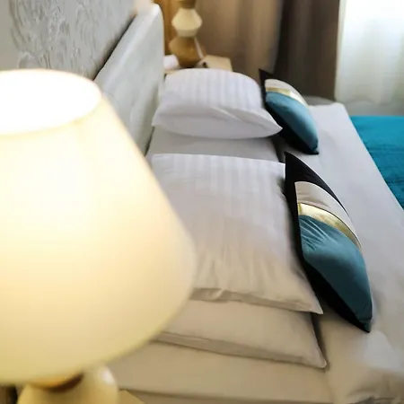Antiqua Aparthotel