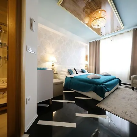 Antiqua Aparthotel