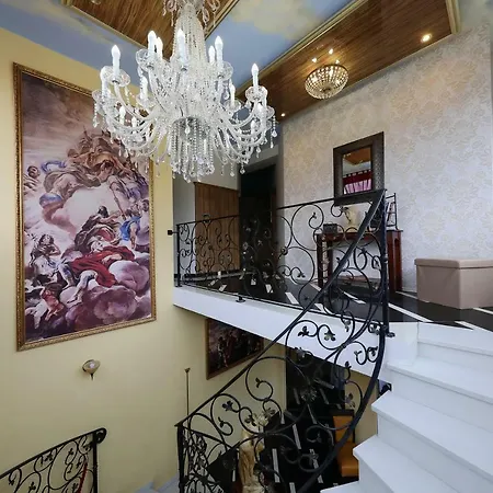 Antiqua Aparthotel 4*