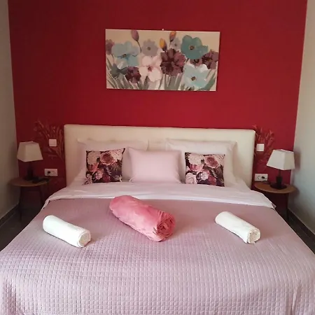 Antiqua Aparthotel